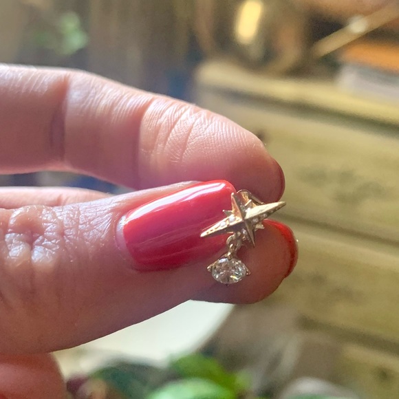 Star diamond drop studs - Picture 2 of 3